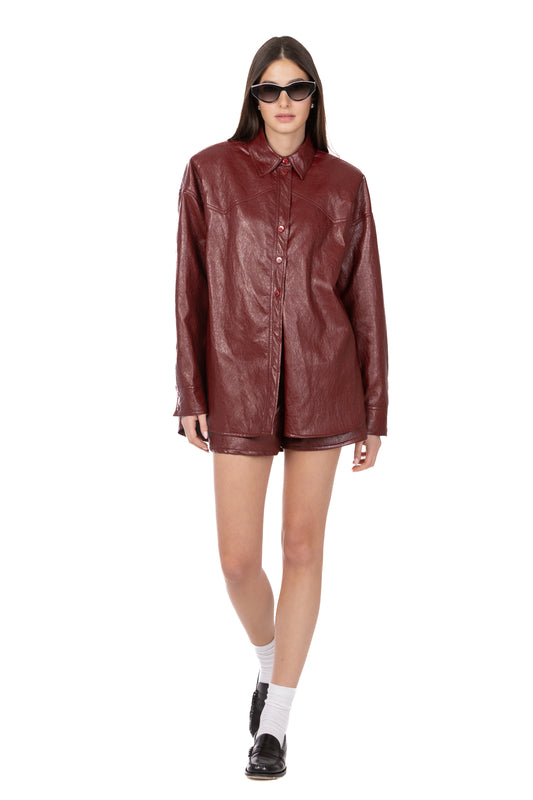 Urban Muse – Camicia Effetto Pelle Vintage Bordeaux