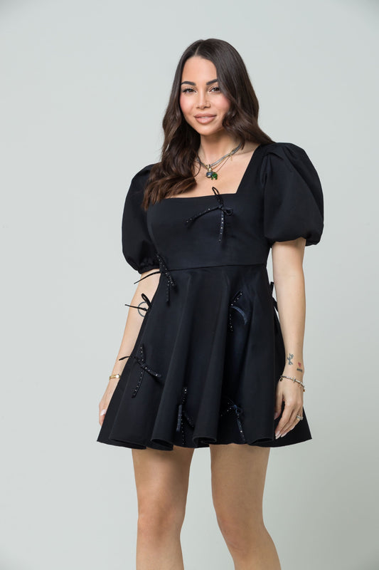 Aria – Abito Strutturato in Cotone Tecnico