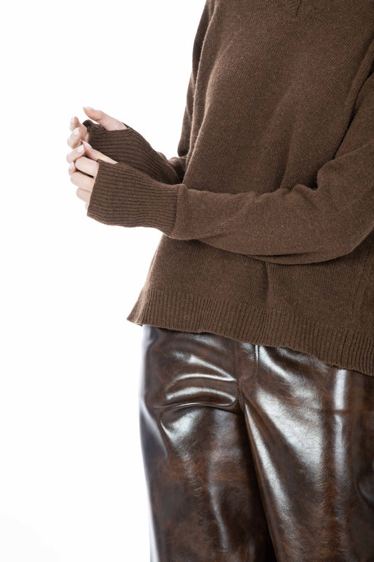 Léonie – Maglia Scollo V con Manicotto Cioccolato